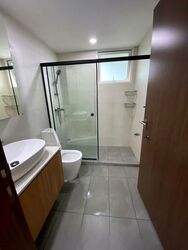 1 Canberra (D27), Condominium #562096201